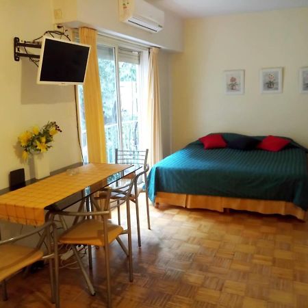 Departamento En El Centro De La Ciudad. Para 2 Personas Buenos Aires Exteriör bild